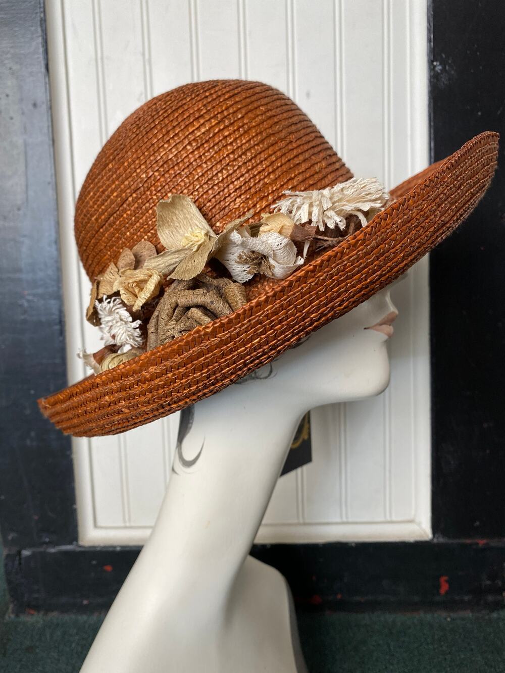 vintage 1980s brown straw hat, wide brim, 80s liz claiborne, raffia fall flowers